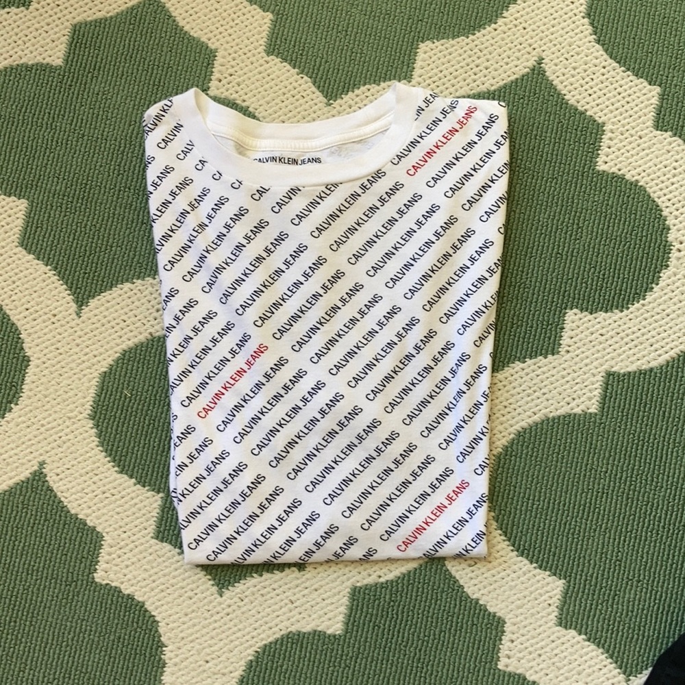 Calvin Klein tee men’s L perfect condition